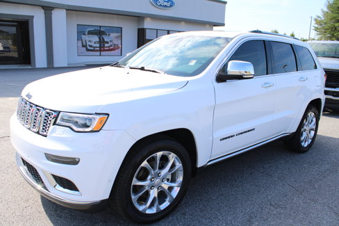 Used 2020 Jeep Grand Cherokee Summit image 2