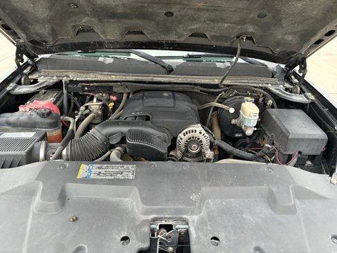 Used 2008 Chevrolet Silverado 1500 LTZ w/ Suspension Package, Off-Road image 10