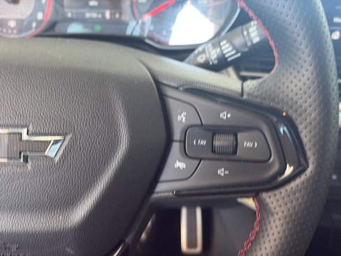 Used 2024 Chevrolet Trax RS w/ Driver Confidence Package image 18