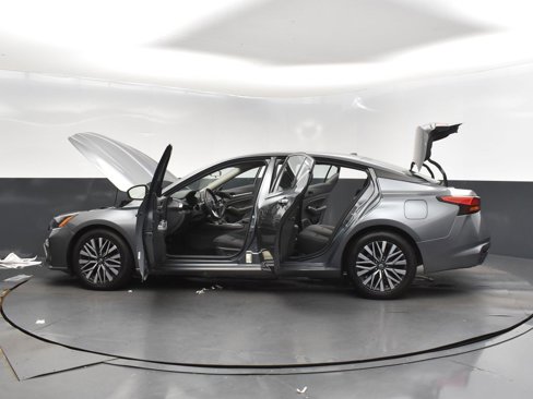 Used 2023 Nissan Altima 2.5 SV image 46