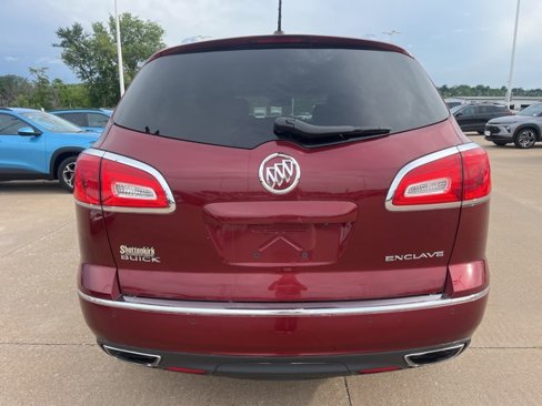 Used 2017 Buick Enclave Leather image 5