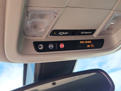 Used 2022 Chevrolet Malibu LT w/ Leather Package image 19