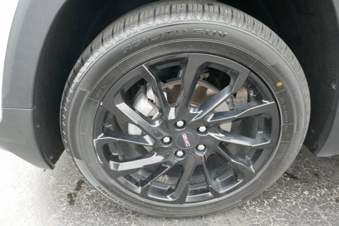 Certified 2023 GMC Terrain SLE w/ Driver Convenience Package image 10