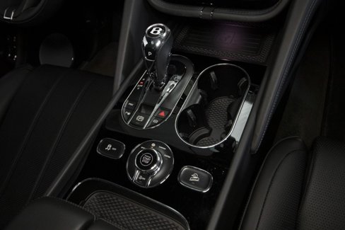 Used 2022 Bentley Bentayga image 55