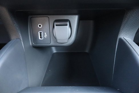 Used 2025 Nissan Versa S w/ Trunk Package image 23