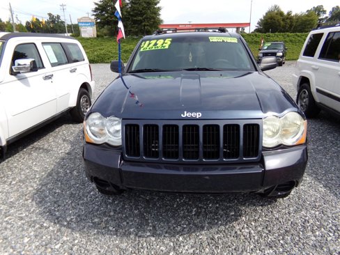 Used 2009 Jeep Grand Cherokee Laredo image 2