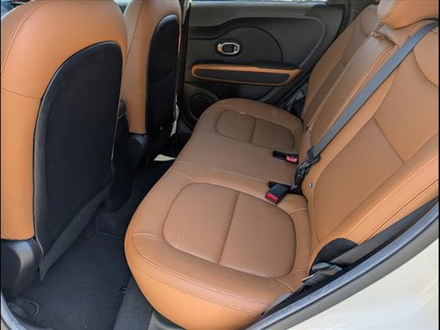 Used 2015 Kia Soul ! w/ Sun & Sound Package image 15