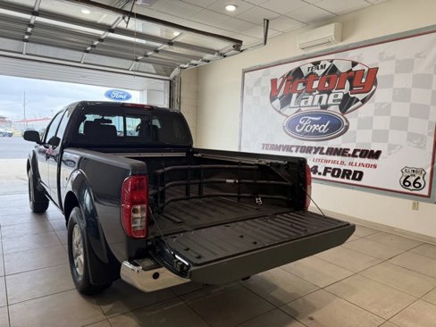 Used 2018 Nissan Frontier SV w/ Value Truck Package image 9