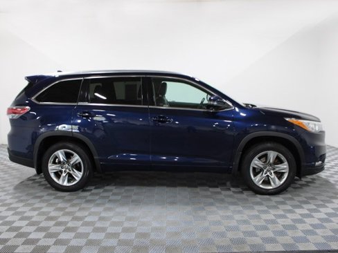 Used 2016 Toyota Highlander Limited image 7