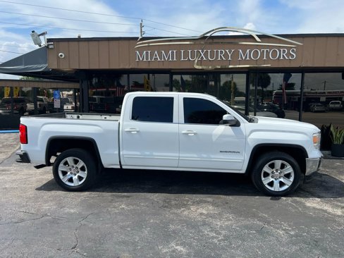 Used 2015 GMC Sierra 1500 SLE w/ SLE Value Package image 1