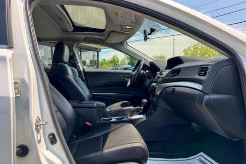 Used 2018 Acura ILX w/ Special Edition Package image 10