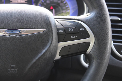Used 2015 Chrysler 200 Limited image 37
