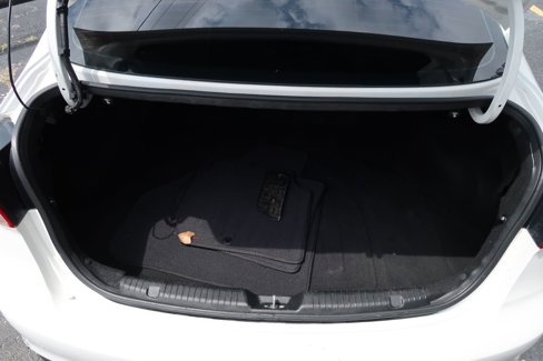 Used 2018 Kia Forte LX image 11
