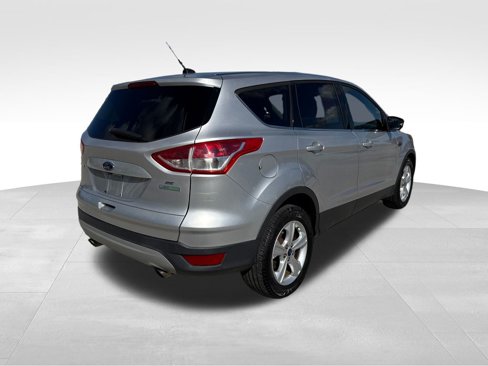Used 2015 Ford Escape SE image 6