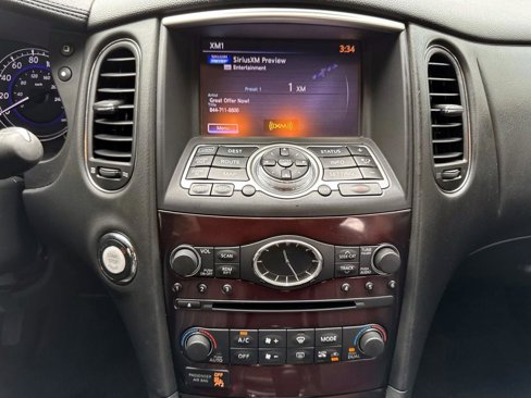 Used 2017 INFINITI QX50 AWD w/ Deluxe Touring Package image 25