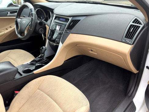 Used 2011 Hyundai Sonata GLS image 9