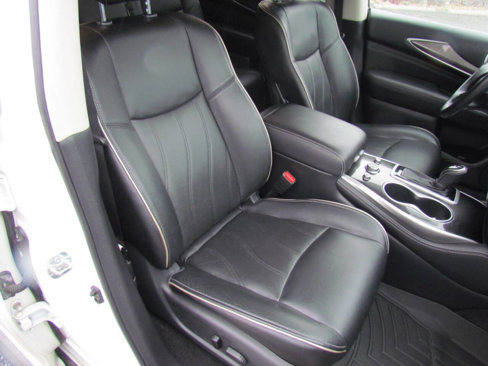Used 2017 INFINITI QX60 Luxe image 19