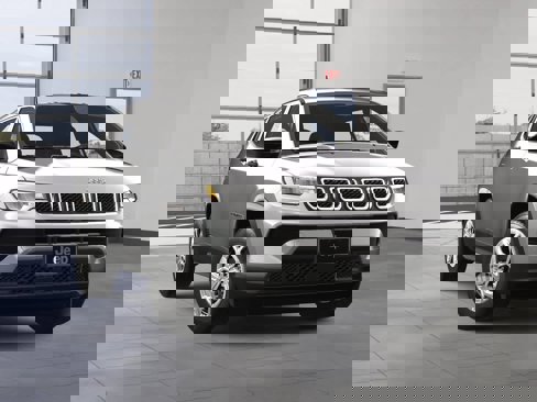 New 2025 Jeep Compass Sport image 17