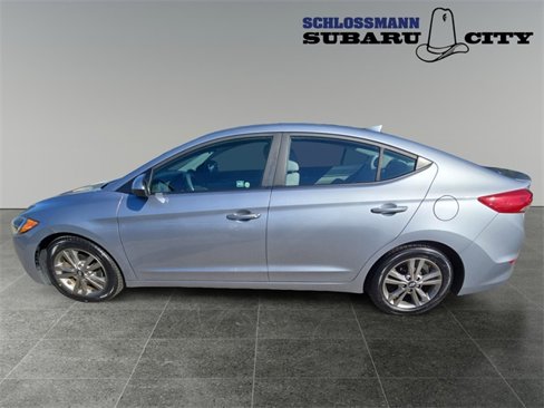 Used 2017 Hyundai Elantra SE image 6