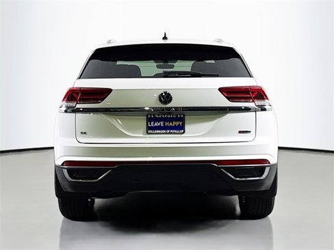 Used 2020 Volkswagen Atlas Cross Sport SE w/ Panoramic Sunroof Package image 6