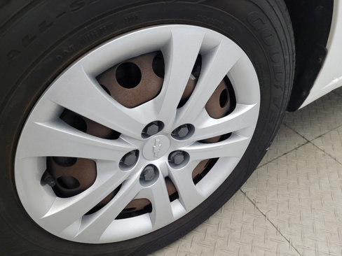 Used 2019 Chevrolet Sonic LT image 31