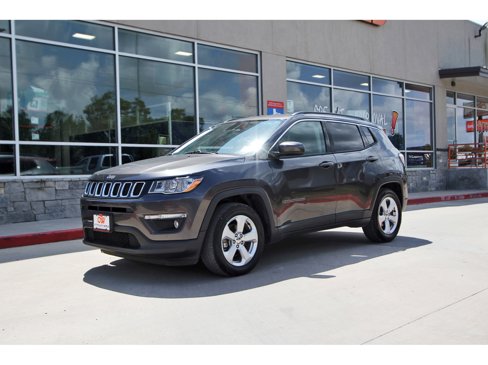Used 2019 Jeep Compass Latitude w/ Popular Equipment Group image 1