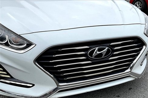 Used 2018 Hyundai Sonata Limited w/ Cargo Package image 30