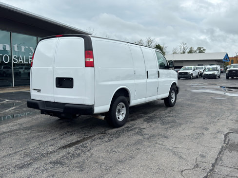 Used 2015 Chevrolet Express 2500 image 3