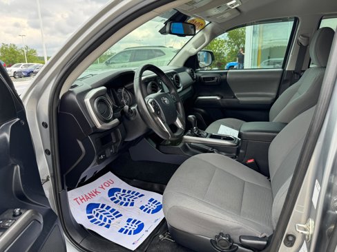 Used 2019 Toyota Tacoma SR image 14
