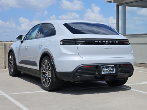 Certified 2024 Porsche Macan 4 Electric image 3