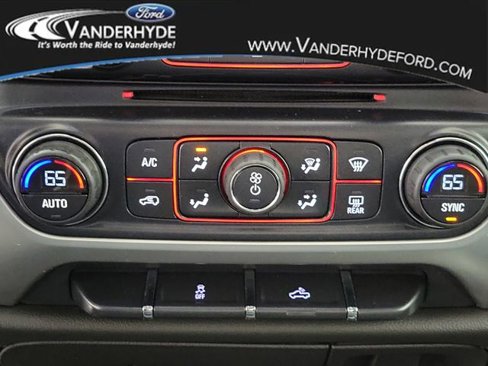 Used 2015 GMC Sierra 1500 SLE w/ SLE Value Package image 27