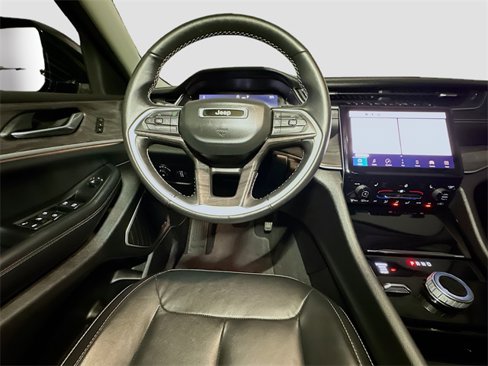 Certified 2022 Jeep Grand Cherokee Limited image 33