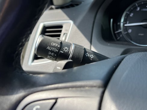 Used 2015 Acura TLX w/ Technology Package image 34