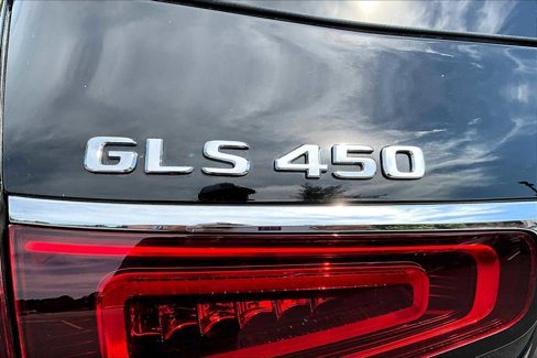 Used 2021 Mercedes-Benz GLS 450 4MATIC image 30