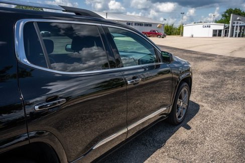 Used 2017 GMC Acadia Denali w/ Technology Package image 12