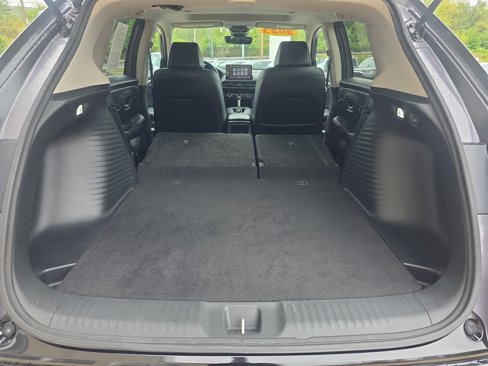 Used 2023 Honda HR-V EX-L image 16