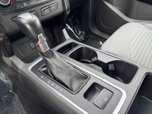 Used 2017 Ford Escape Titanium image 19