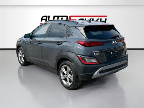 Used 2023 Hyundai Kona SEL image 5