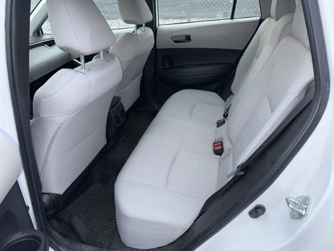 Used 2022 Toyota Corolla Cross L image 14