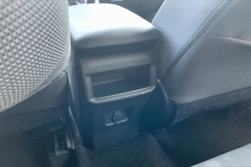 Used 2021 Toyota RAV4 LE image 37