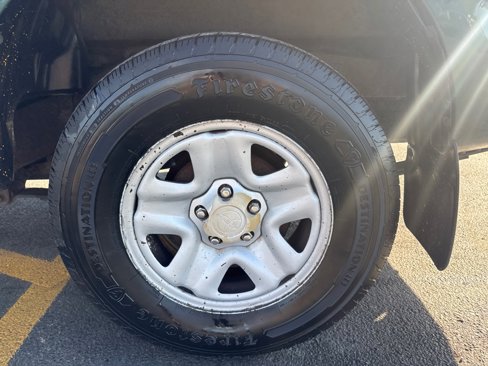 Used 2002 Toyota Tacoma 2WD Regular Cab image 9
