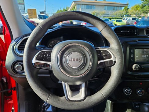Used 2019 Jeep Renegade Sport image 2