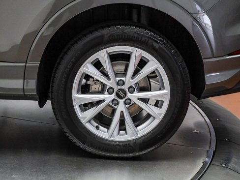 New 2025 Audi Q3 2.0T Premium image 12