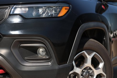 Used 2022 Jeep Compass Trailhawk image 12