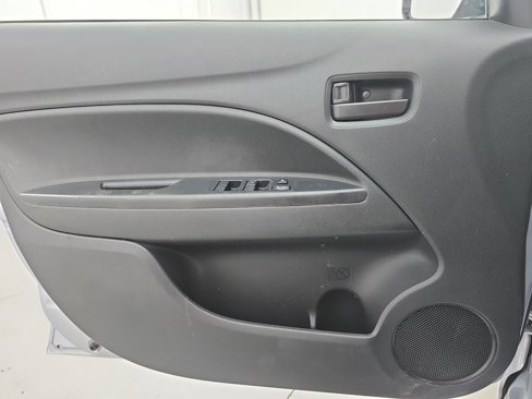 Used 2018 Mitsubishi Mirage ES image 24