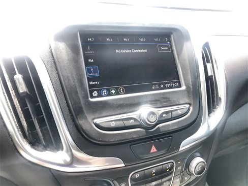 Used 2021 Chevrolet Equinox LT image 16