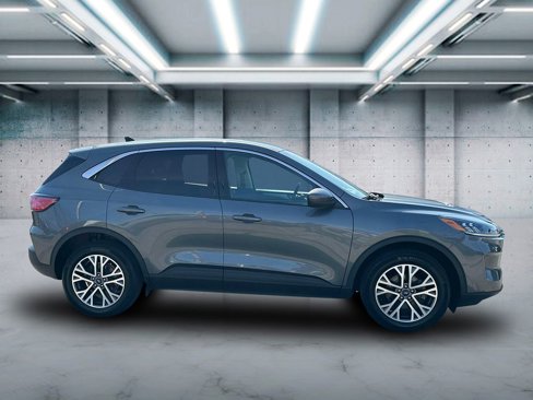 Used 2022 Ford Escape SEL w/ Technology Package image 3