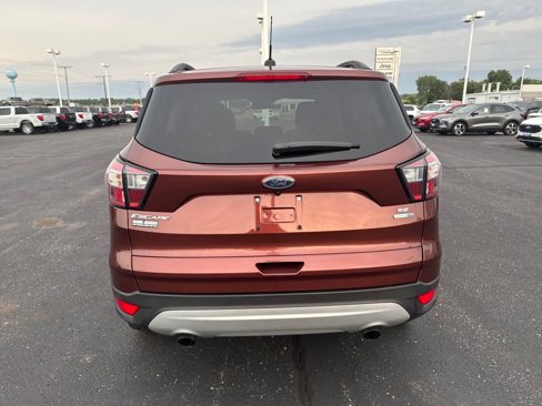 Used 2018 Ford Escape SE image 4