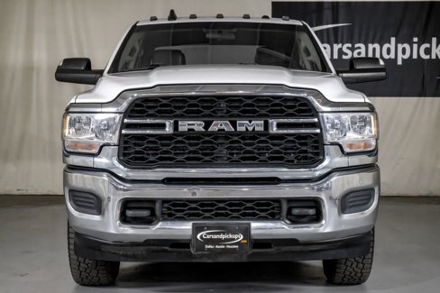 Used 2020 RAM 2500 Tradesman w/ Chrome Appearance Group image 3