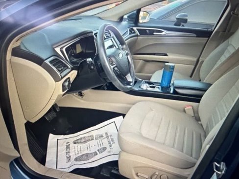 Used 2019 Ford Fusion SE image 10